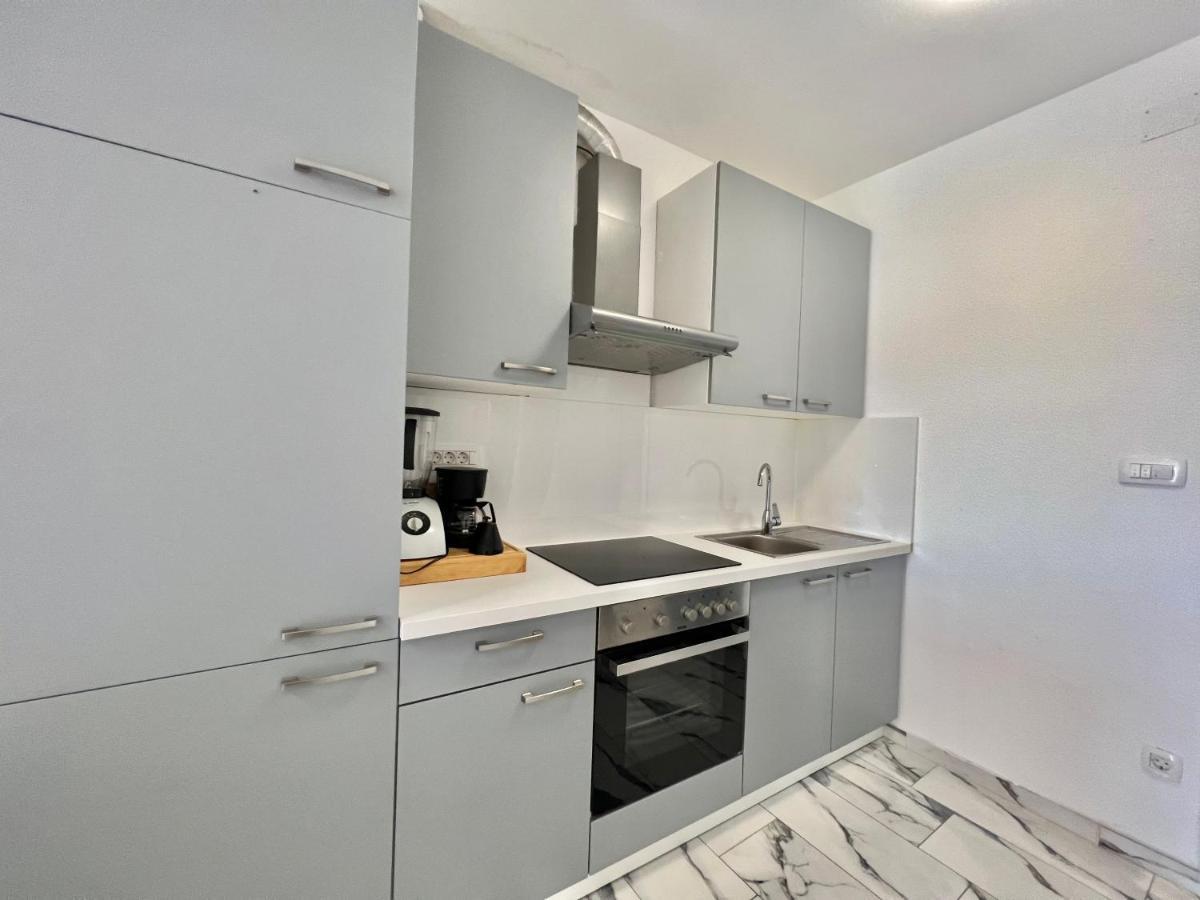 Apartmani Ana Dramalj Zewnętrze zdjęcie